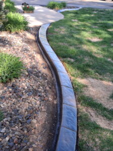 Concrete Landscape Edging in Elk River MN_Curb Creations