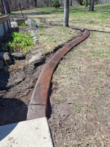 Concrete Landscape Edging in Prior Lake MN_Curb Creations